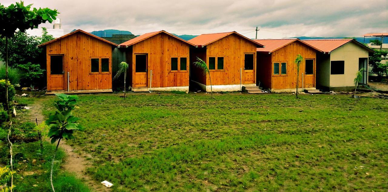 The Rustic Pines Udaipur Bagian luar foto